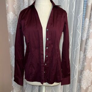 NWT Ann Taylor factory burgundy  button down shirt xs